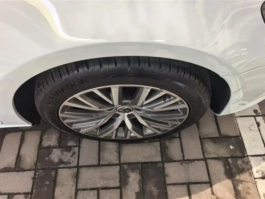 Volkswagen FAW - Passat CC CC 2016 1.8TSI Luxury