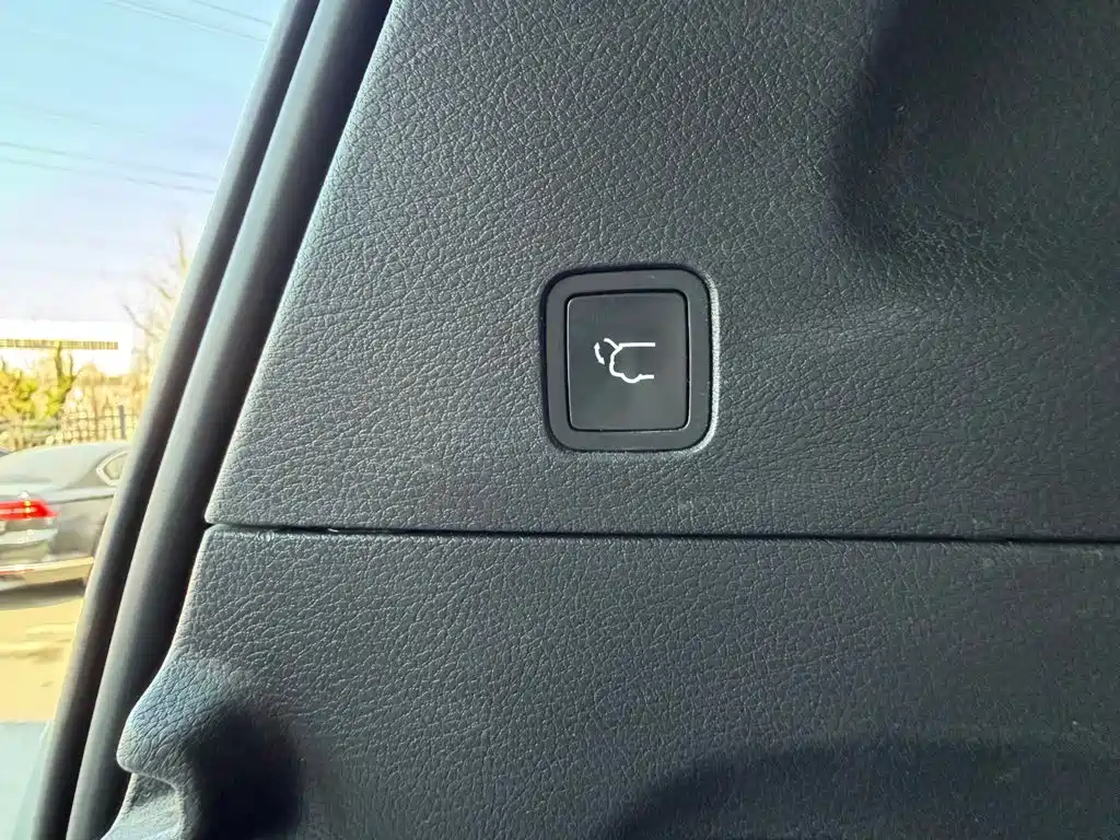 Jeep Commander — миниатюра 9