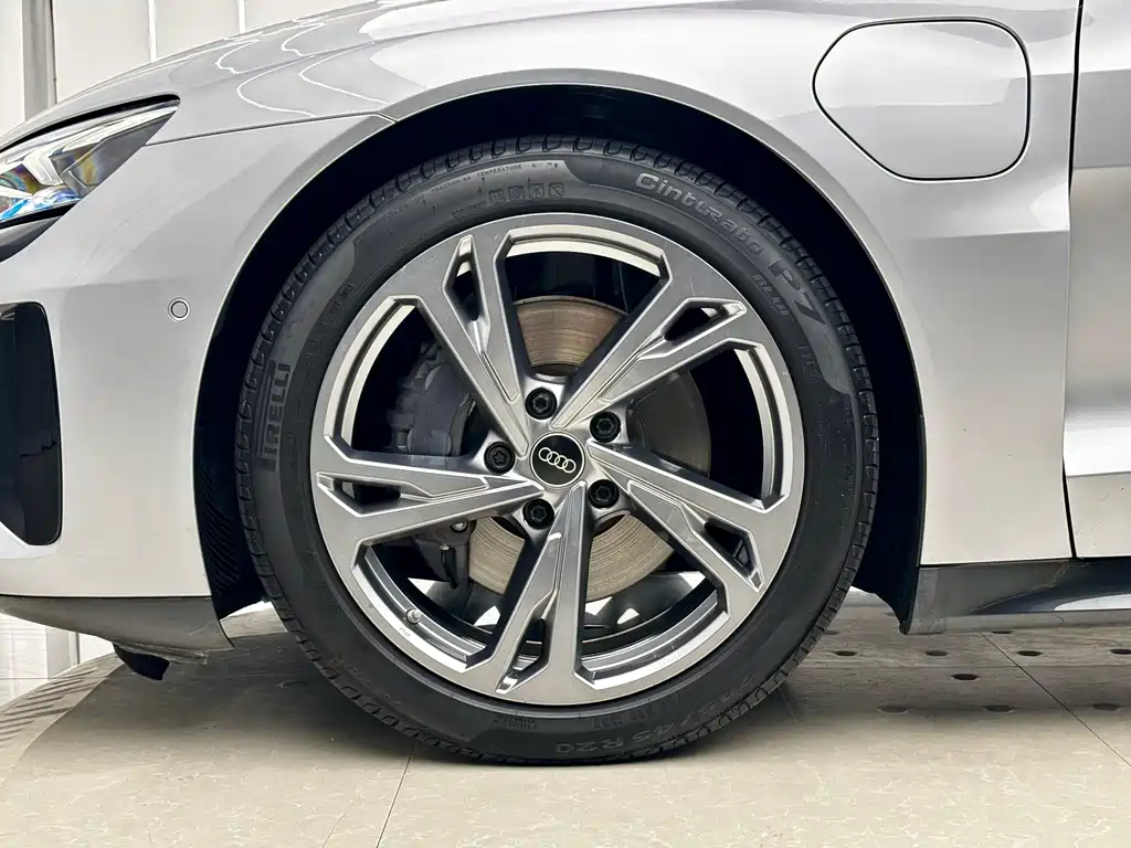 Audi RS e-tron GT — миниатюра 4