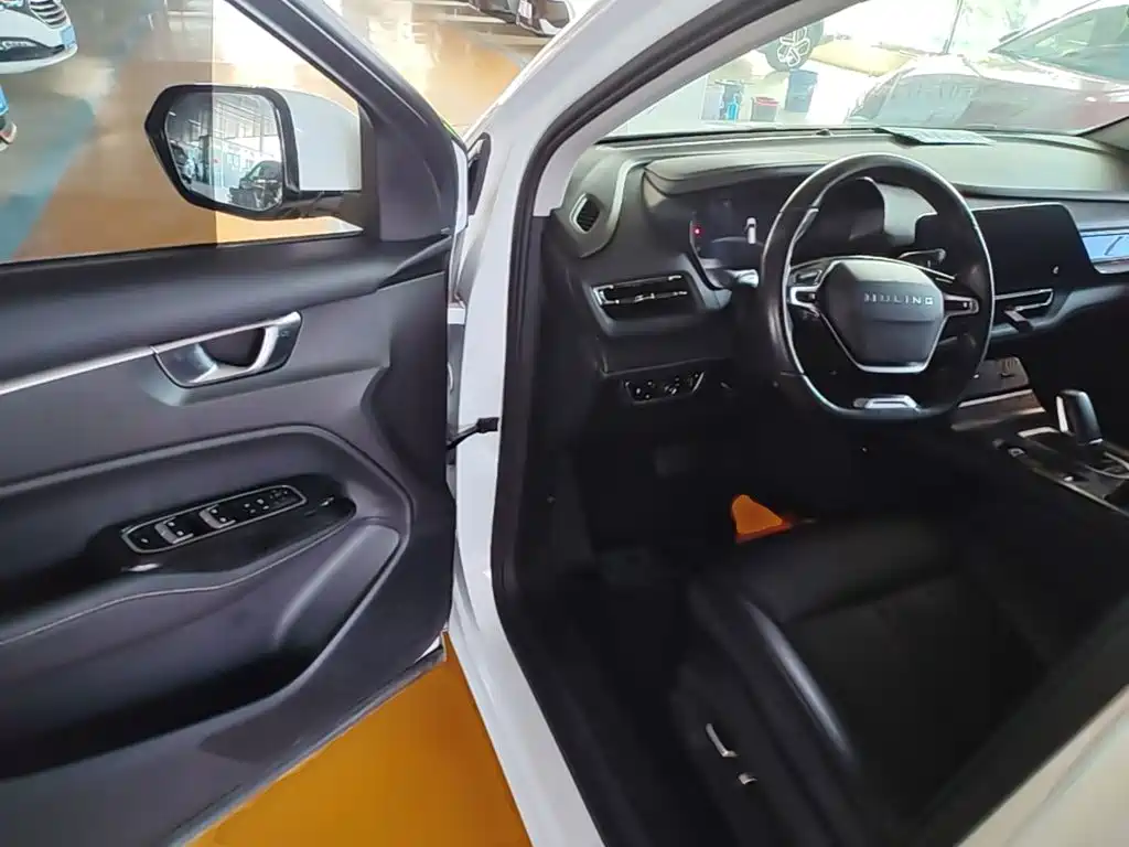 Wuling Victory — миниатюра 16