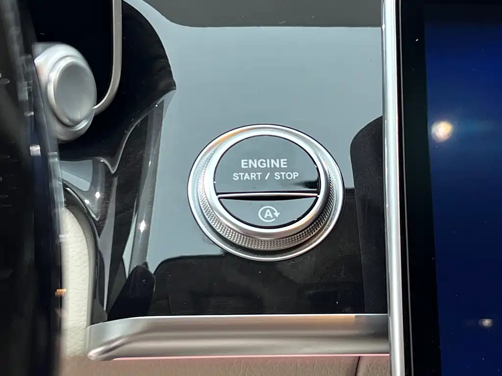 Mercedes-Benz S-Class — миниатюра 18