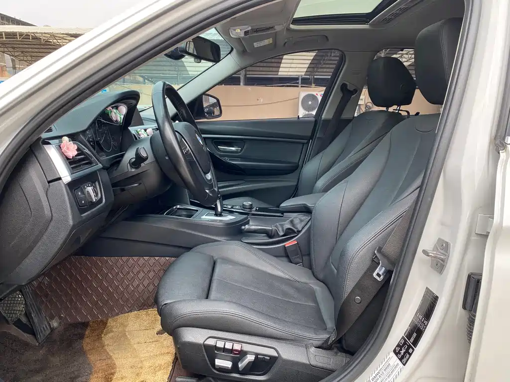 BMW 3 Series — миниатюра 9