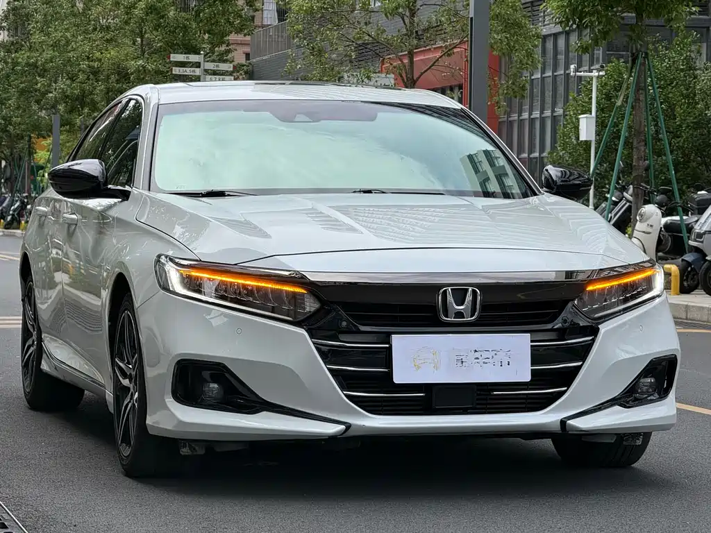 Honda Accord 2022 260TURBO Luxury