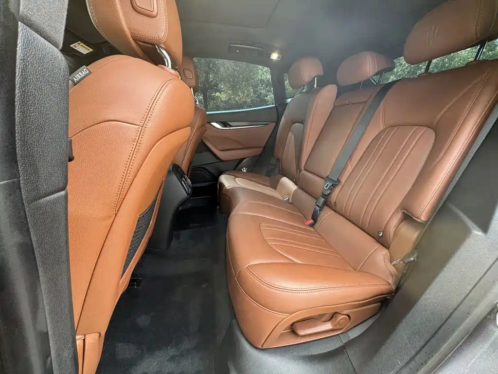 Maserati Levante — миниатюра 9