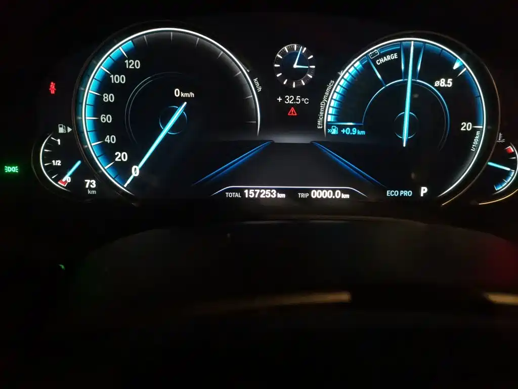 BMW 5 Series — миниатюра 13