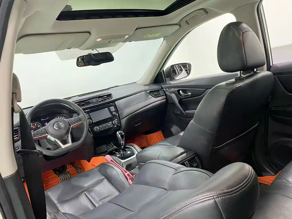 Nissan X-Trail — миниатюра 6