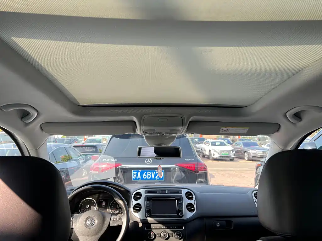 Volkswagen Tiguan — миниатюра 11