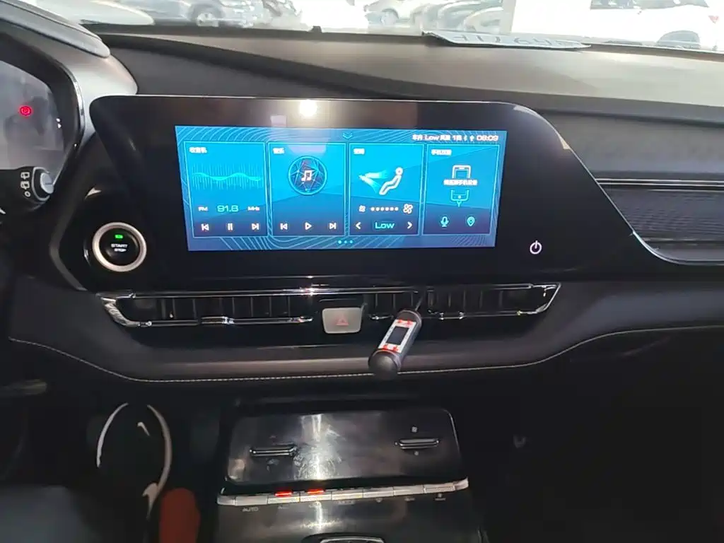 Wuling Victory — миниатюра 13
