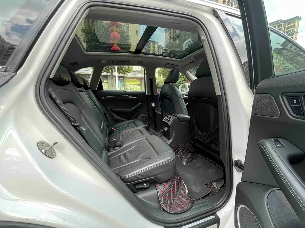 Audi Q5 (Import) — миниатюра 13