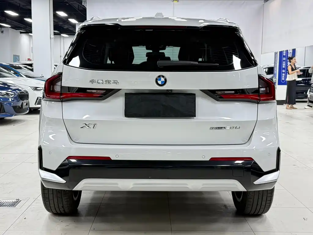BMW X1 2023 sDrive20Li X