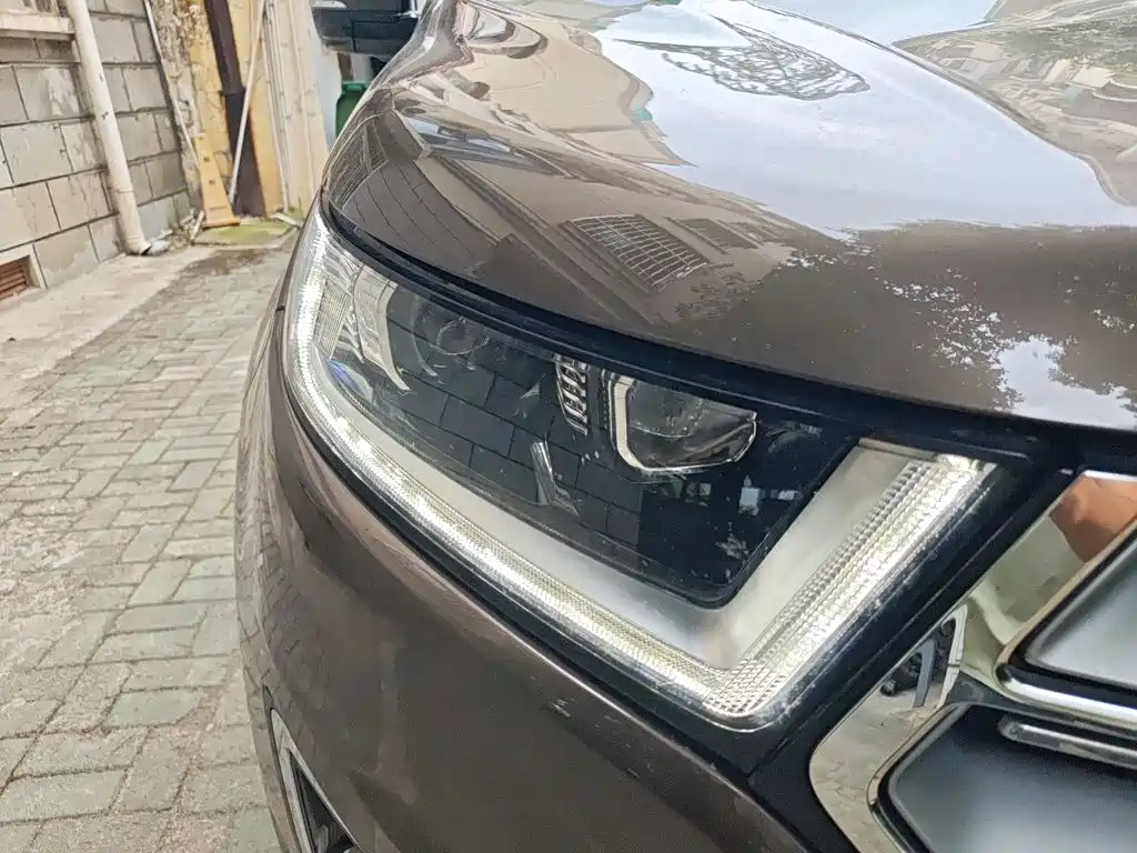 Ford Edge — миниатюра 7