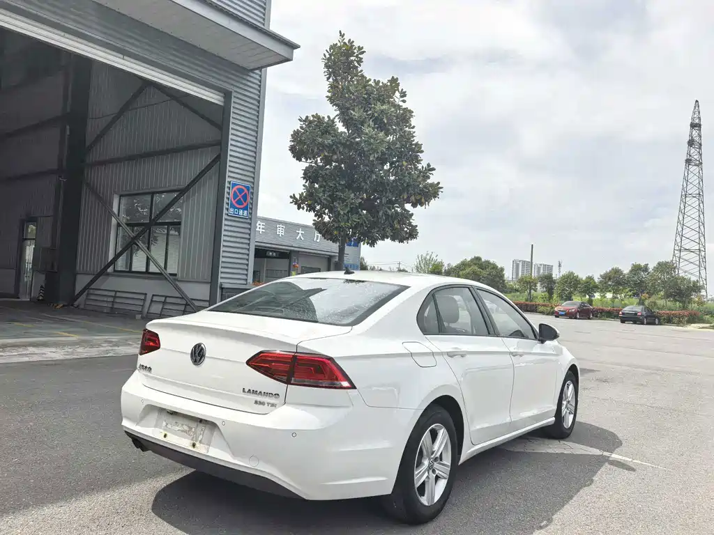Volkswagen Lamando — миниатюра 3