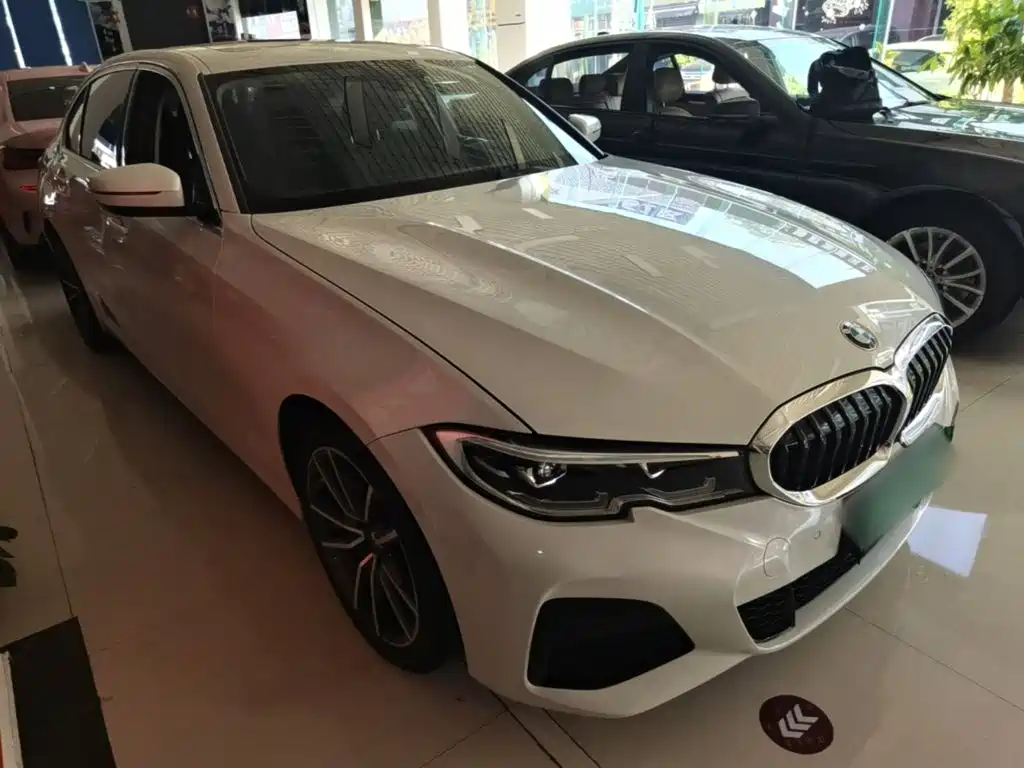 BMW 3 Series — миниатюра 4