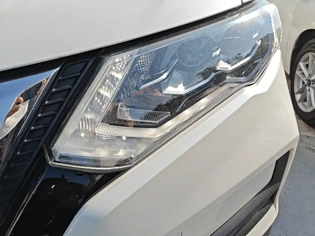 Nissan X-Trail — миниатюра 24