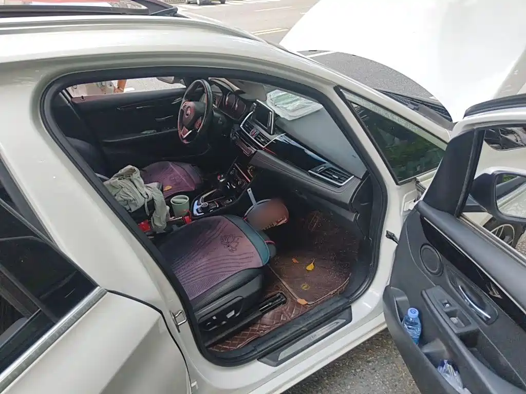 BMW 2 Series Active Tourer — миниатюра 20