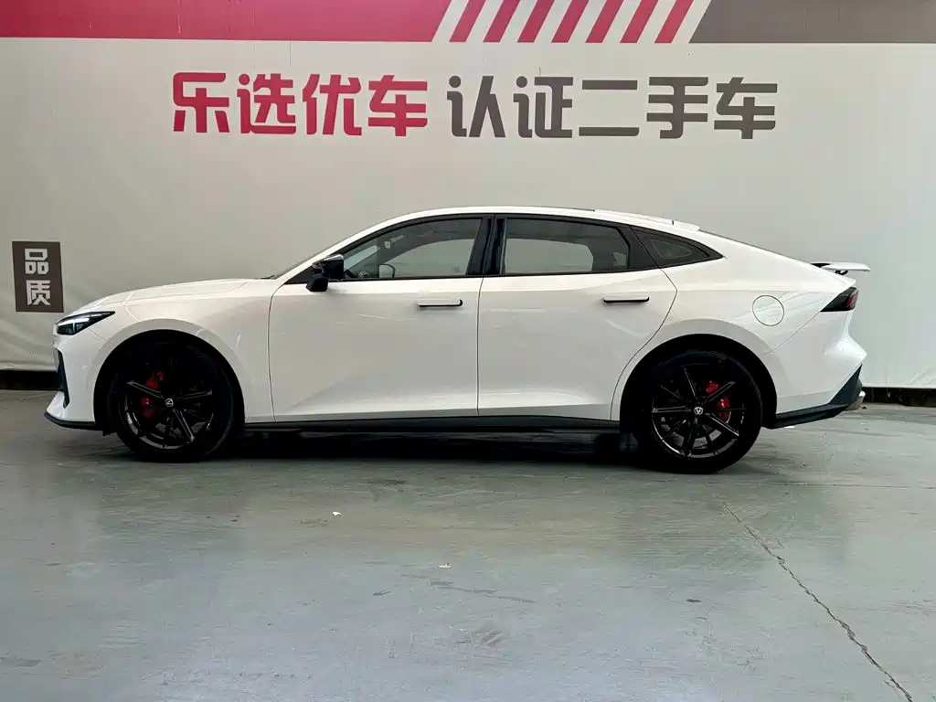 Changan UNI-V — миниатюра 3