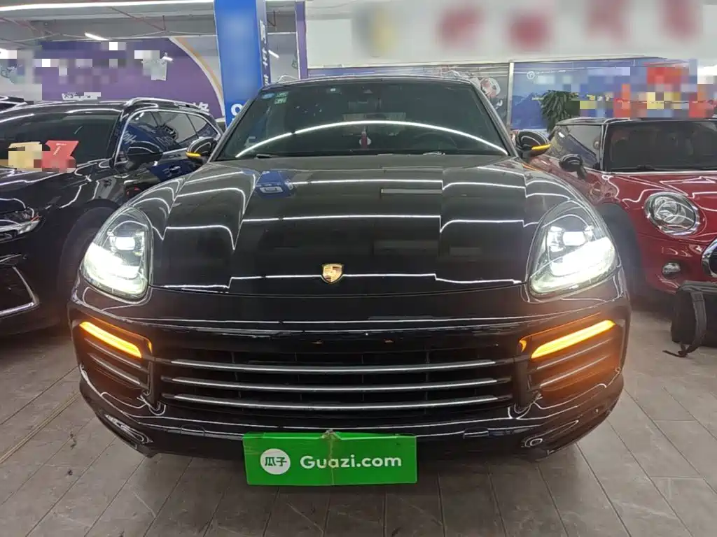 Porsche Cayenne — миниатюра 3