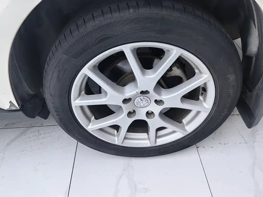 Dodge Journey — миниатюра 5