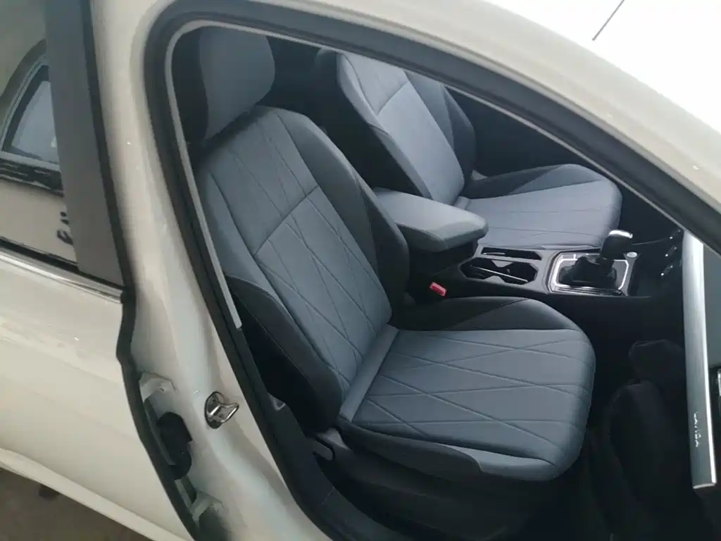 Volkswagen Lavida — миниатюра 25