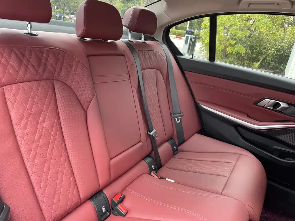 BMW 3 Series — миниатюра 15