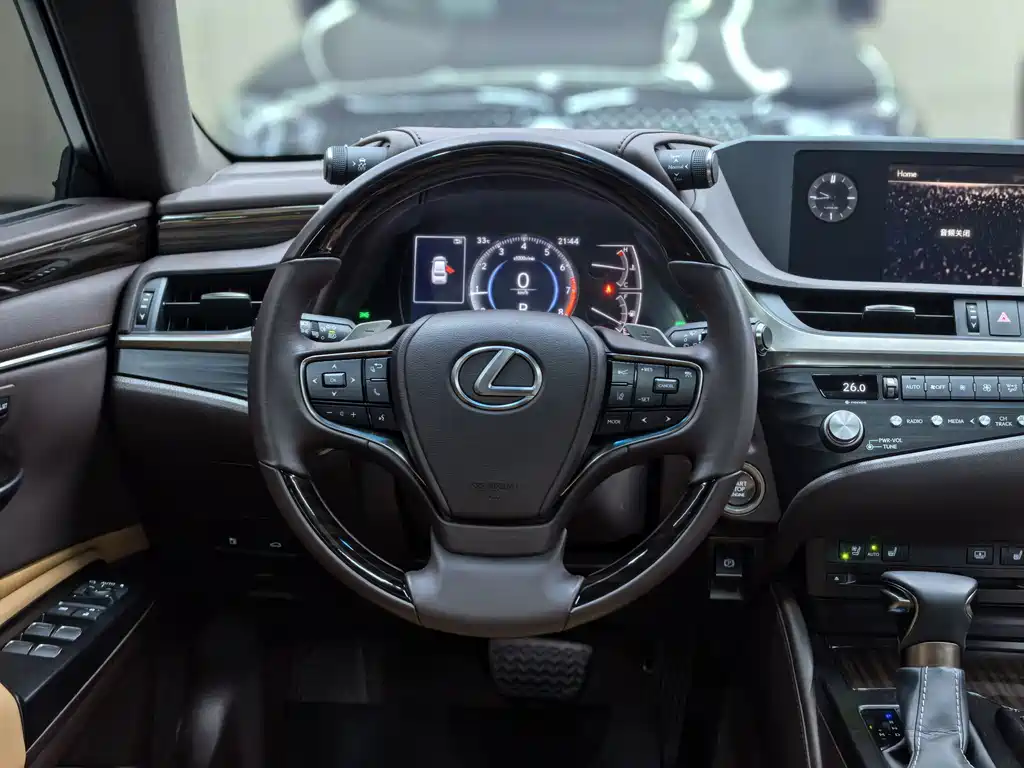 Lexus ES — миниатюра 30
