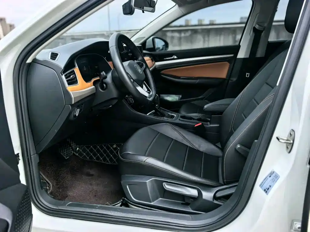 Volkswagen Bora — миниатюра 4