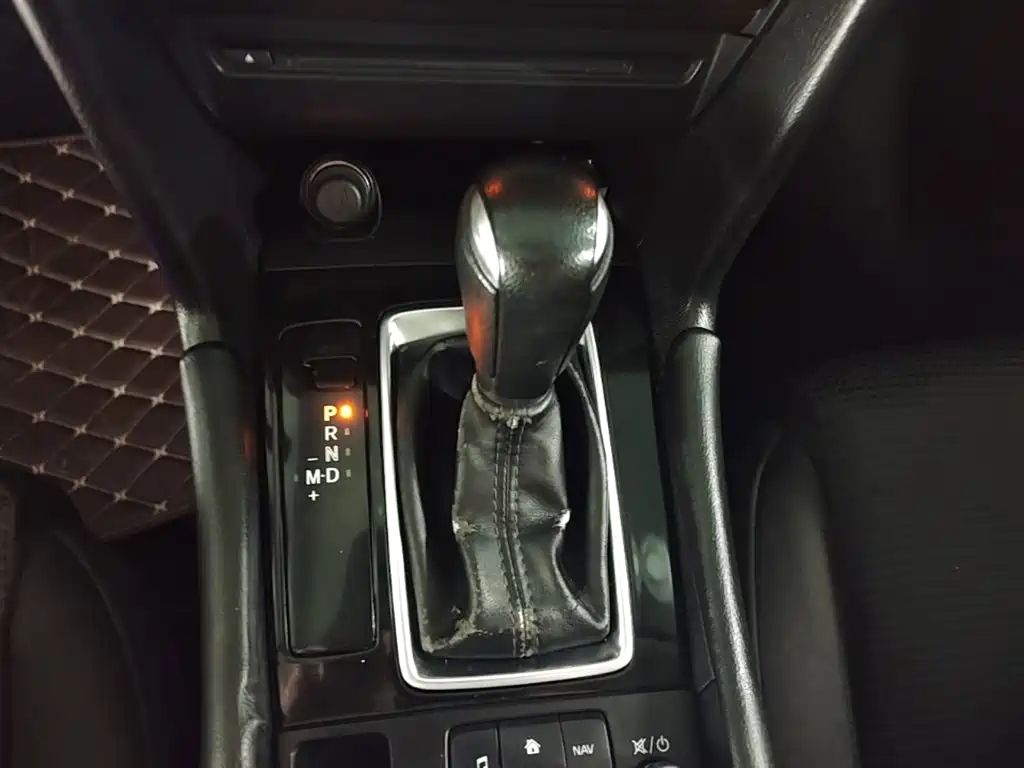 Mazda 3 Axela — миниатюра 14