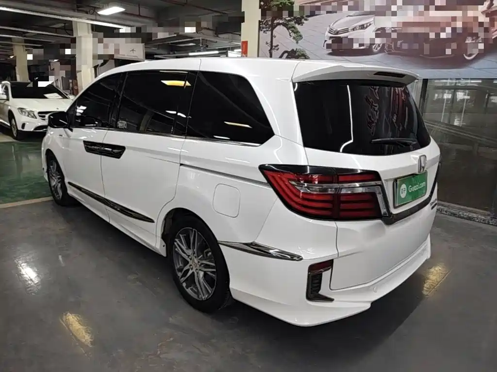 Honda Elysion — миниатюра 5