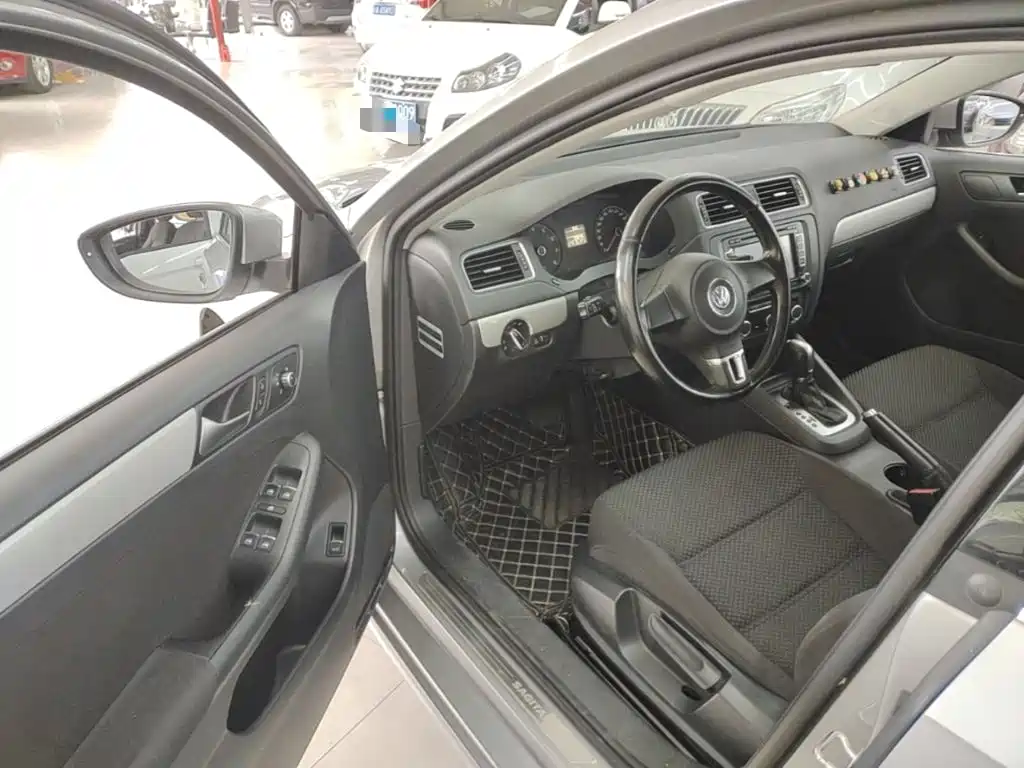 Volkswagen Sagitar — миниатюра 16