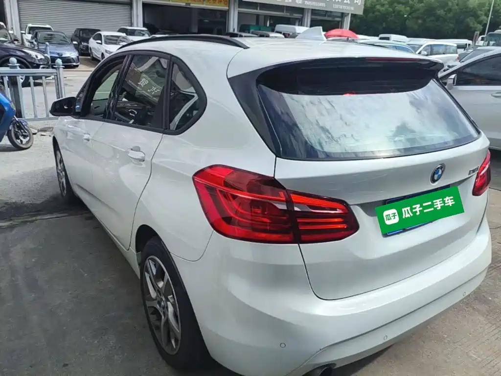 BMW 2 Series Active Tourer (Import) — миниатюра 5