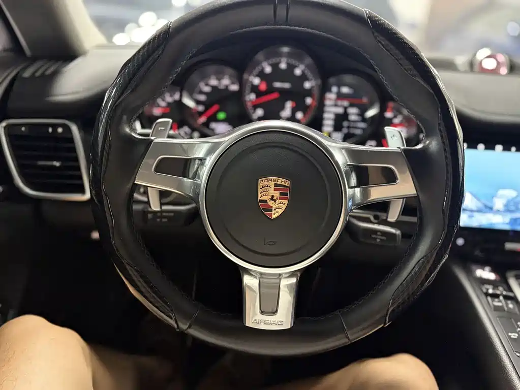 Porsche Panamera — миниатюра 9