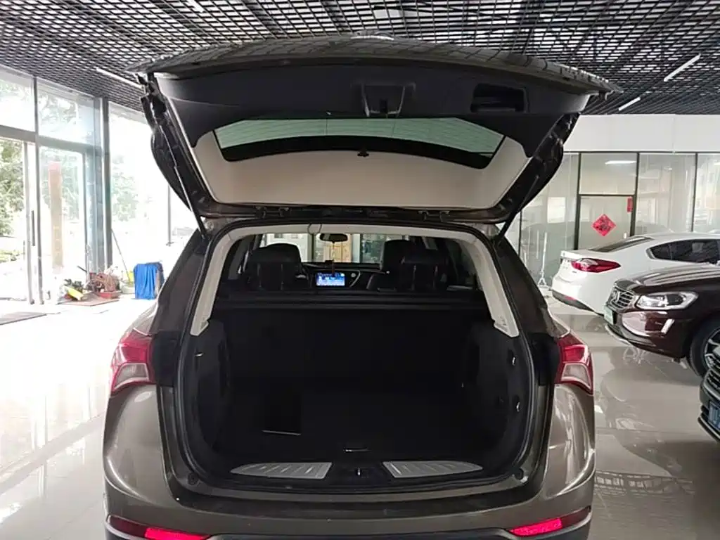 Buick Envision Plus — миниатюра 19