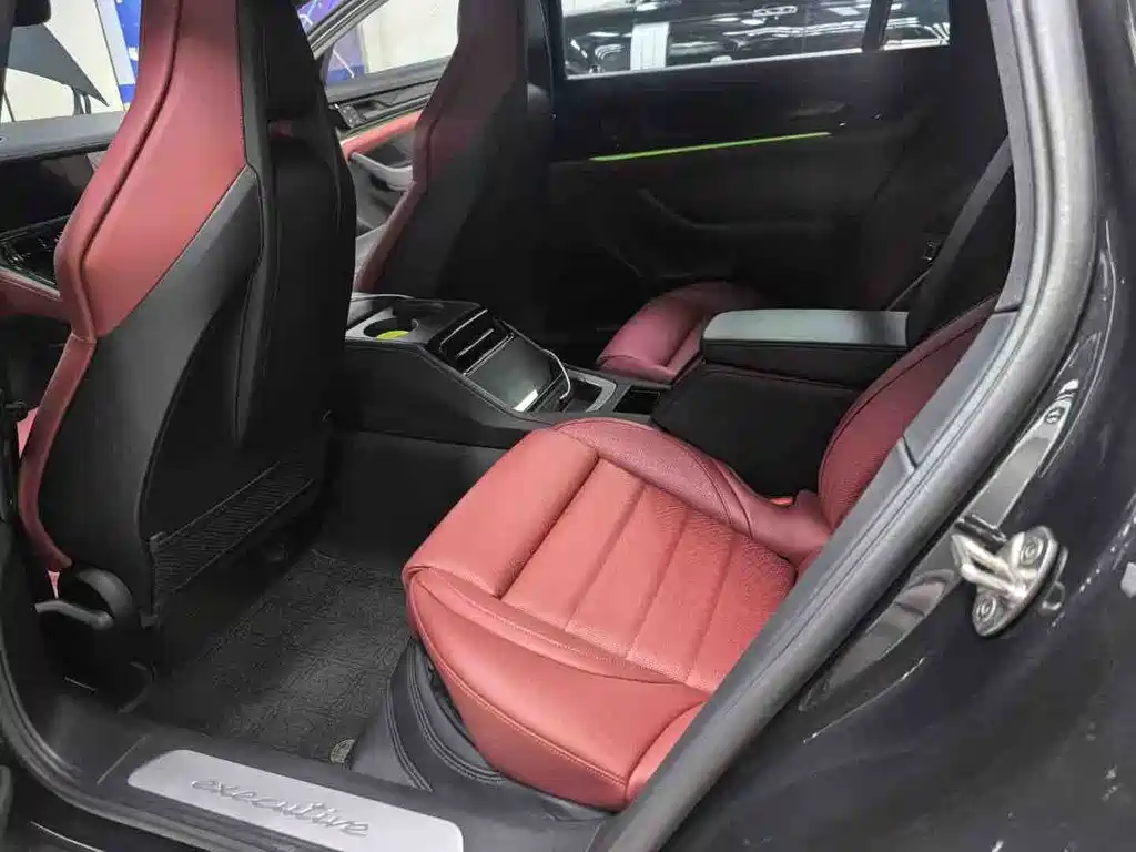 Porsche Panamera 2024 Panamera 4 Executive Long Wheelbase 2.9T