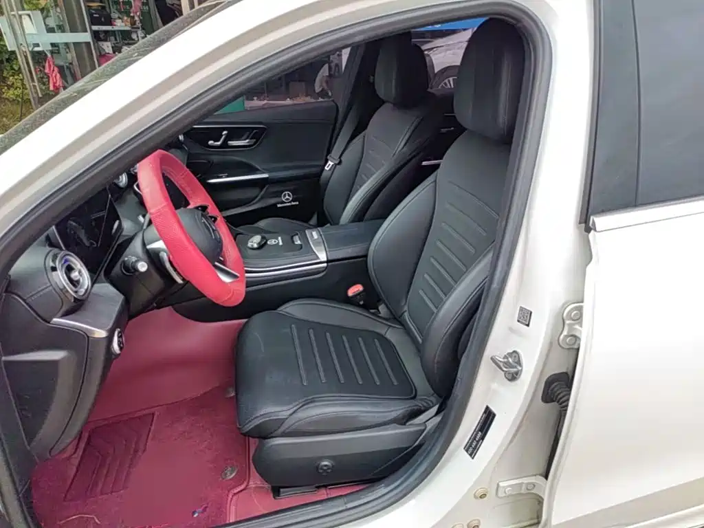 Mercedes-Benz C-Class — миниатюра 15