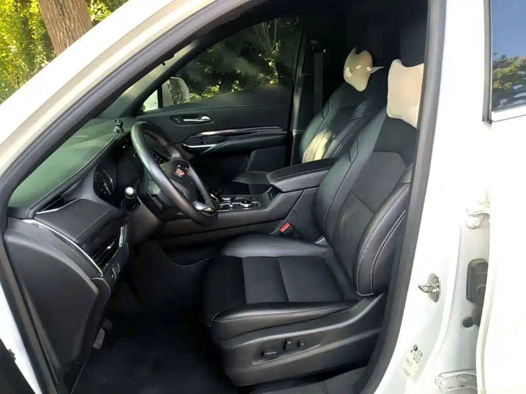 Cadillac XT4 — миниатюра 15