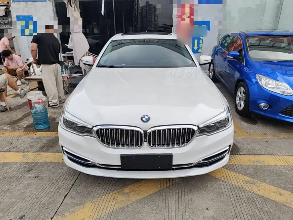 BMW 5 Series — миниатюра 3