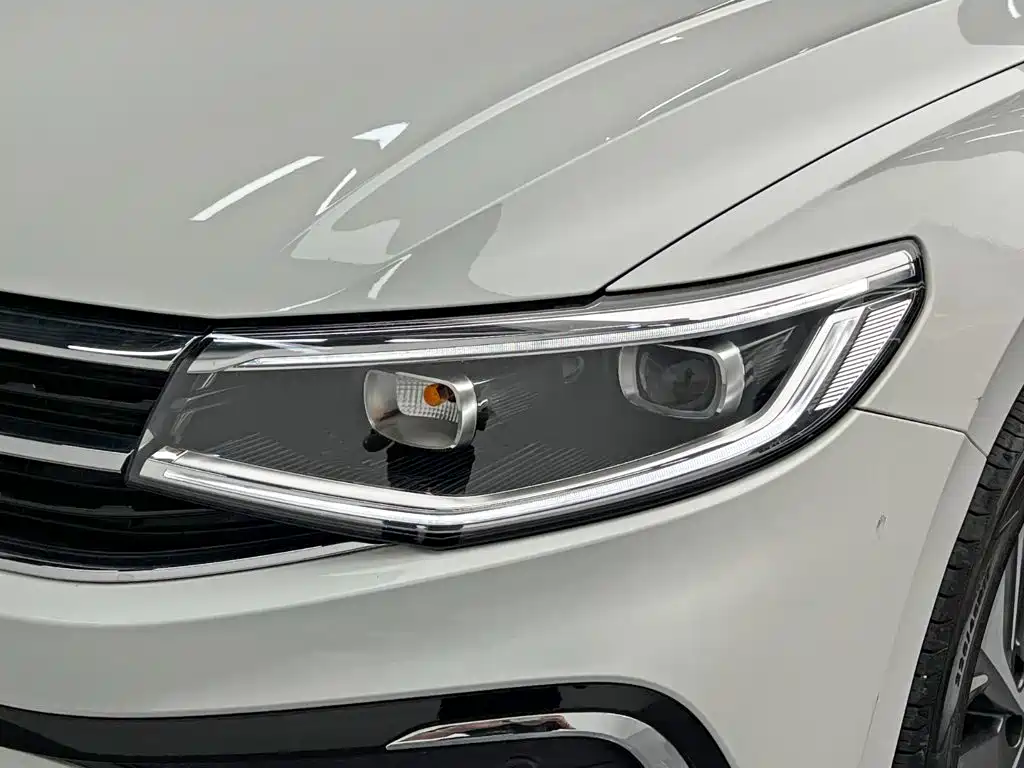 Volkswagen Bora — миниатюра 9
