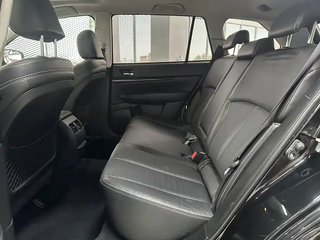Subaru Outback — миниатюра 8