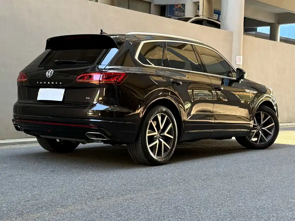 Volkswagen Touareg — миниатюра 2