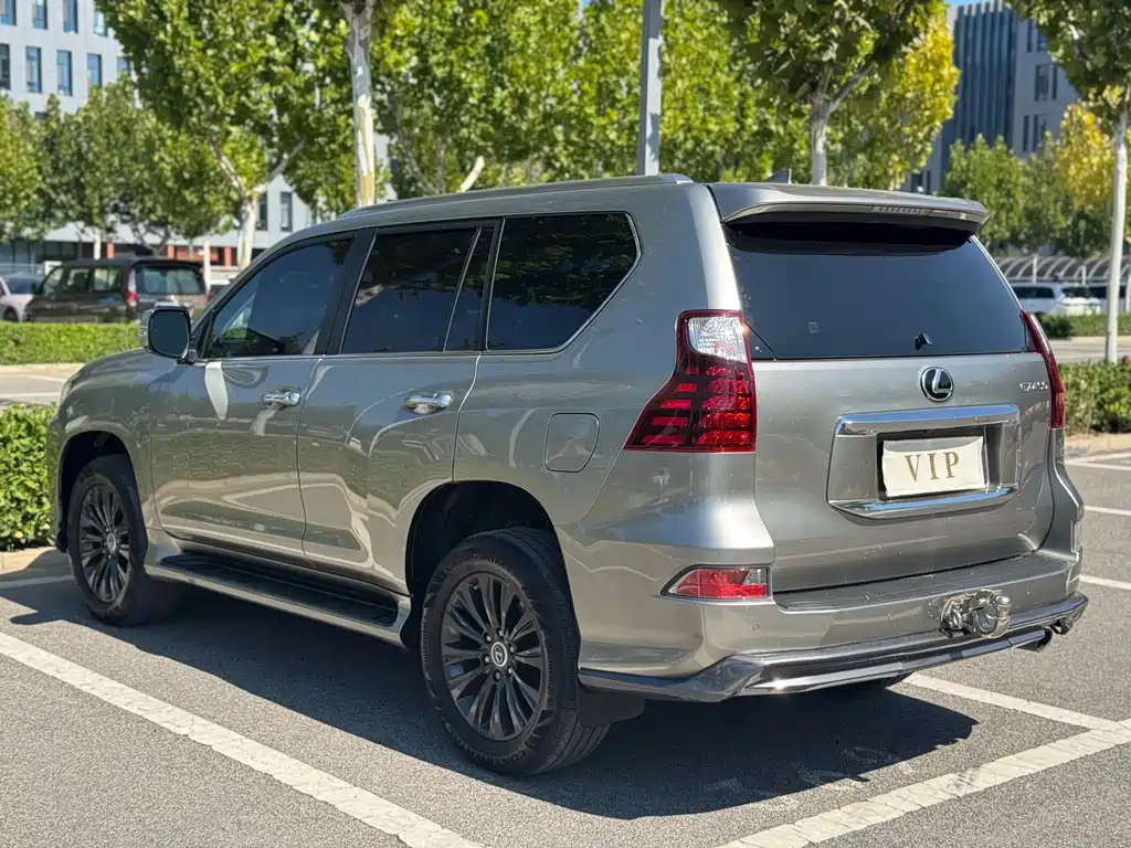 Lexus GX — миниатюра 5