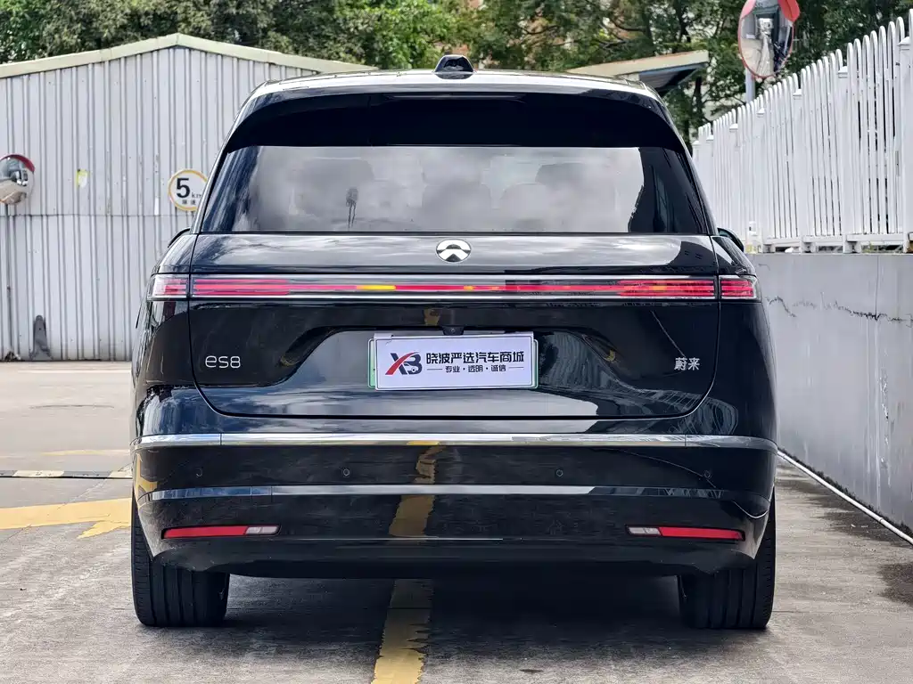 NIO ES8 — миниатюра 6