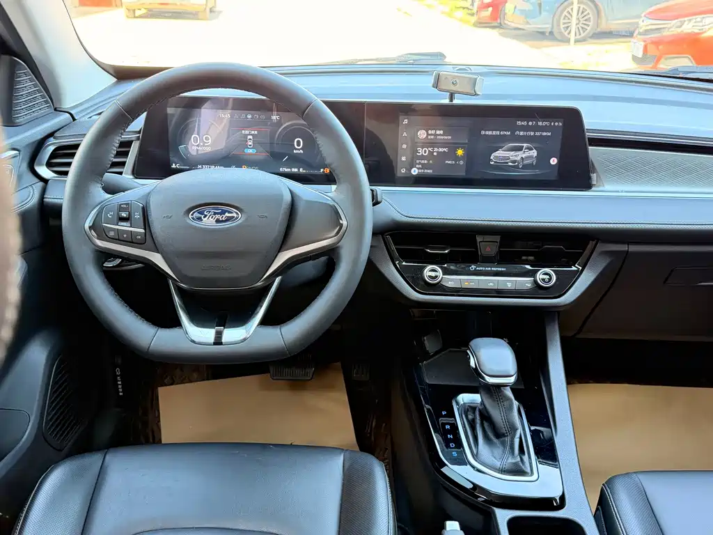 Ford Escort - фото 14