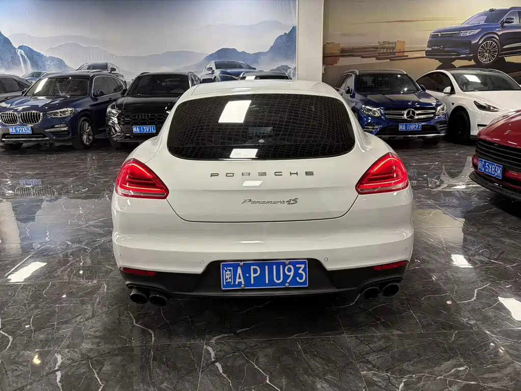 Porsche Panamera — миниатюра 6