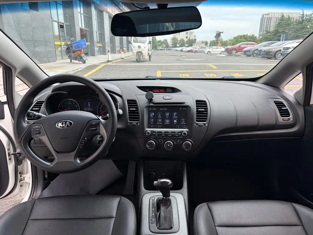 Kia K3 — миниатюра 6