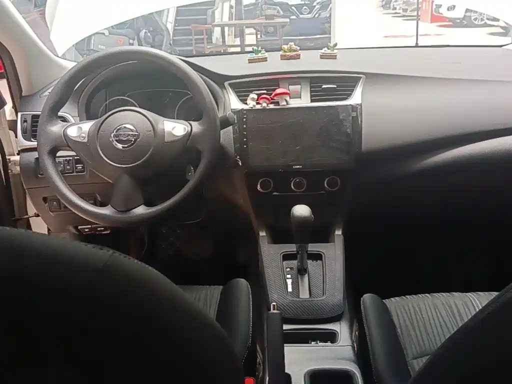 Nissan Sylphy 2024 1.6XE CVT Comfort