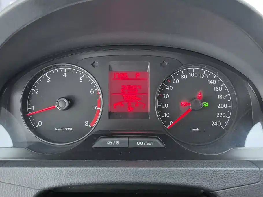 Volkswagen Santana — миниатюра 14
