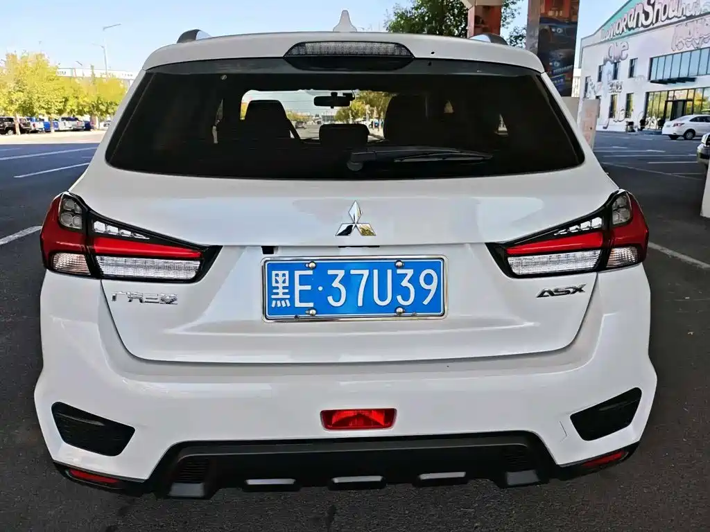 Mitsubishi ASX — миниатюра 9