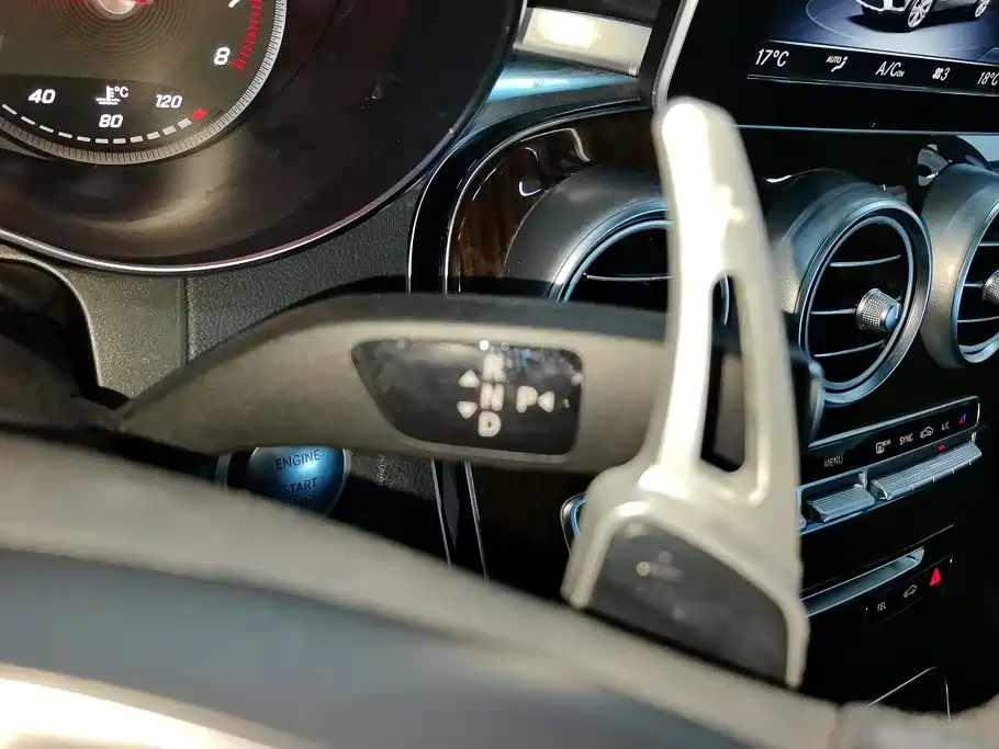 Mercedes-Benz GLC — миниатюра 16
