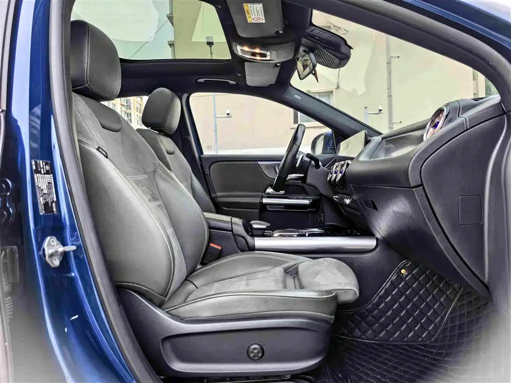 Mercedes-Benz EQA — миниатюра 11