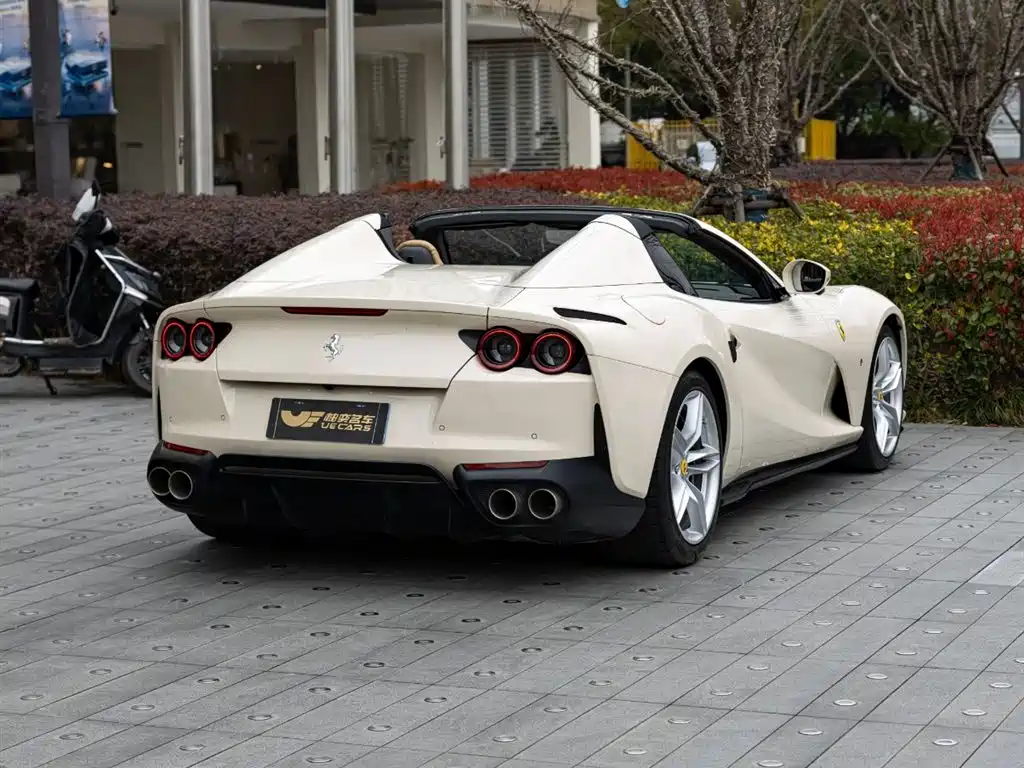 Ferrari 812 2020 6.5L GTS
